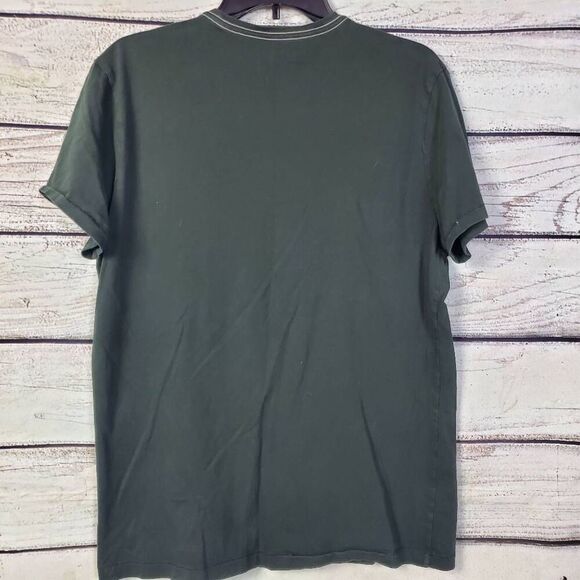 Banana Republic Embroidered Bear Pocket T-Shirt Men’s Large Green - Picture 3 of 6